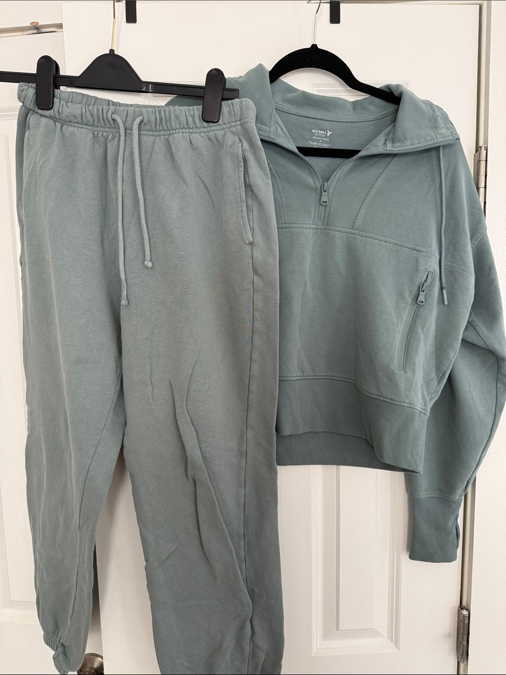 Old Navy Sage Green Quarter-Zip Pullover And Pants Sweat Set